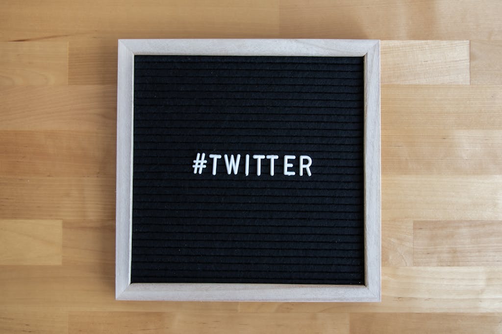 Beriful A letter board with the hashtag 'Twitter' displayed, ideal for social media marketing concepts.